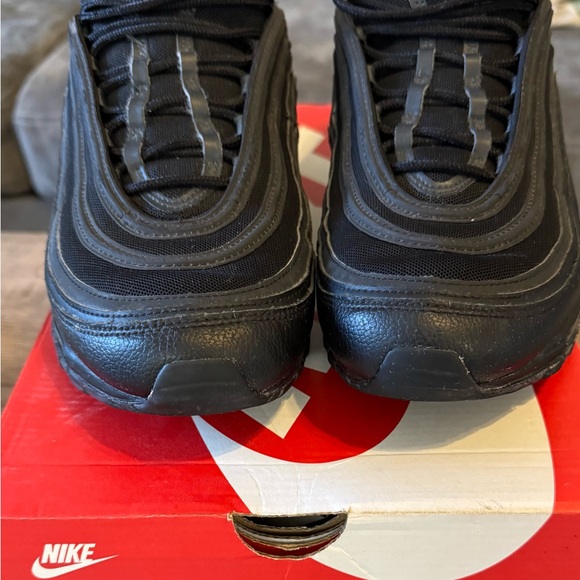 Nike Triple Black Air Max Sneakers - Picture 4 of 4